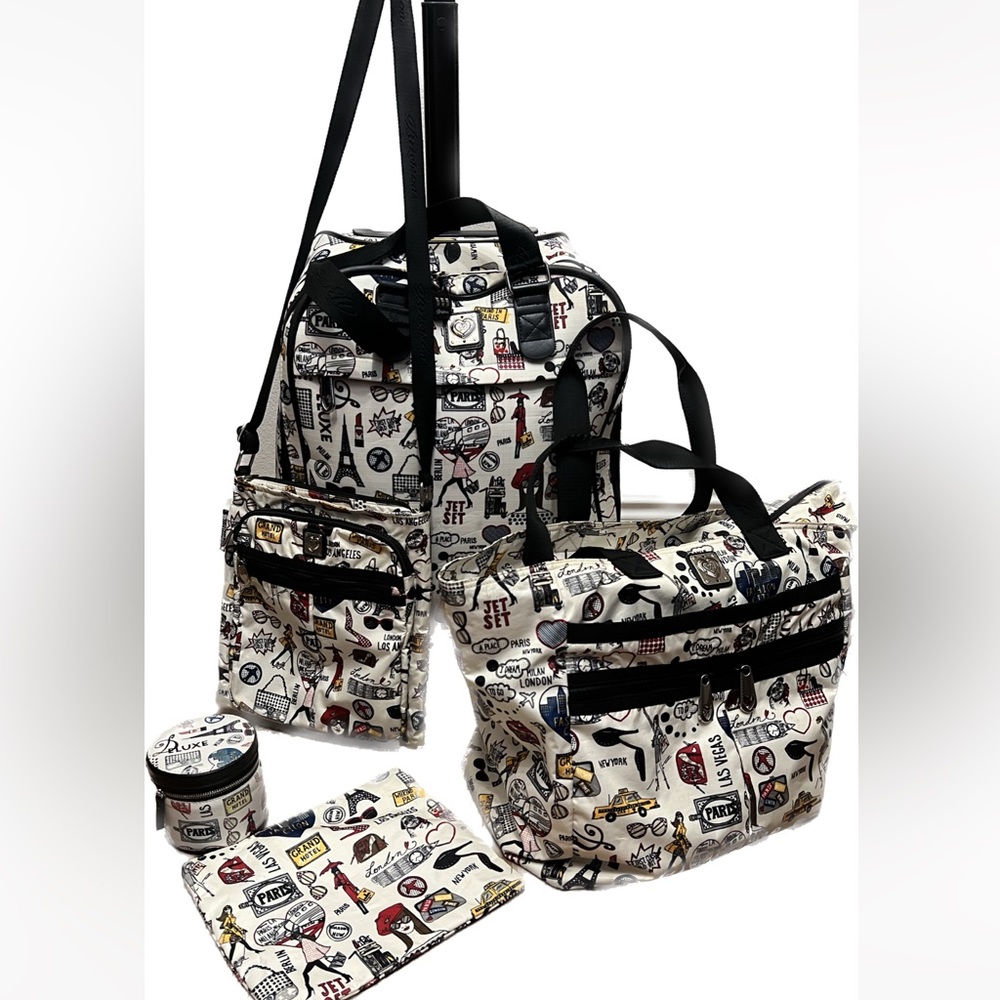 Brighton Fashion inspired 5 piece travel set! Excellent Gently Loved pieces!